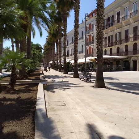 Dimora Del Corso アパート バーリ