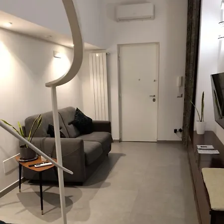 Dimora Del Corso شقة